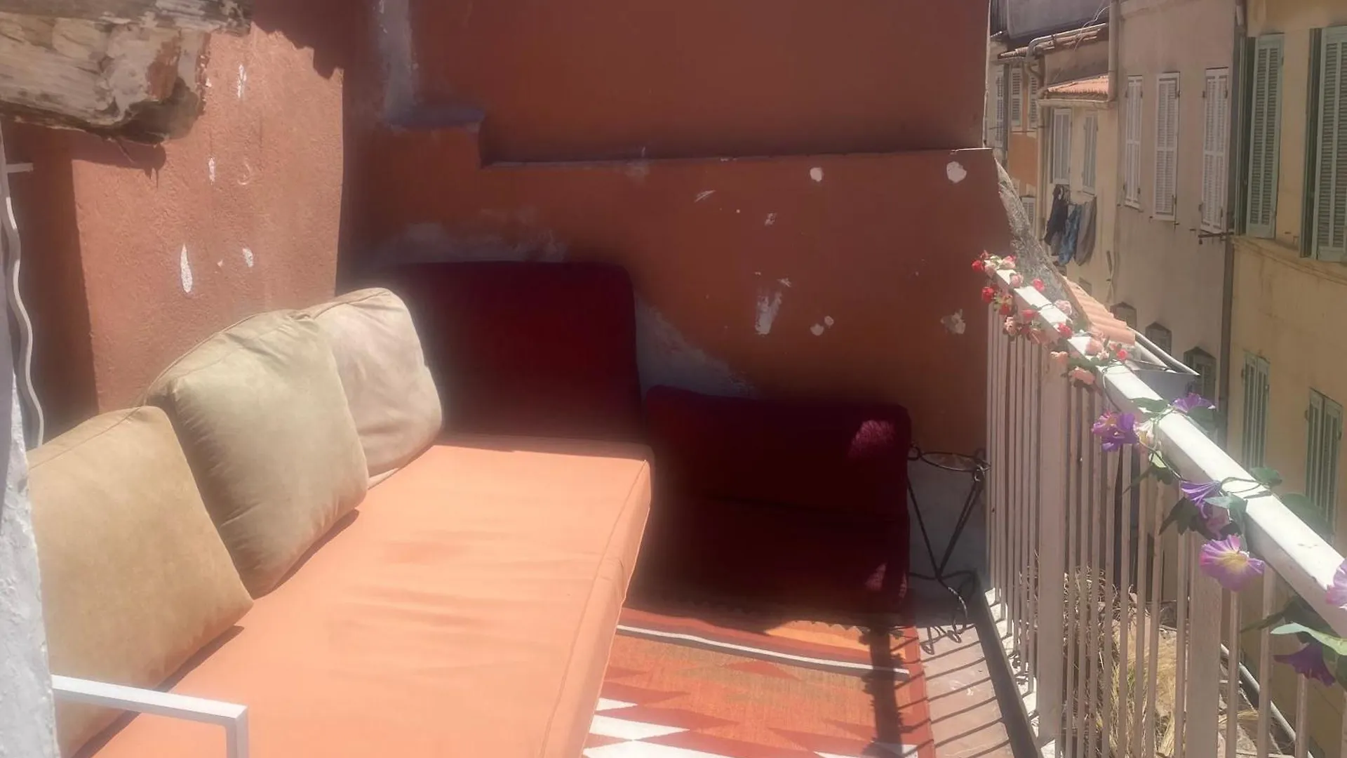 Appartement Avec Terrasse Au Coeur Du Panier location